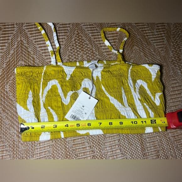 A New Day Women's Smocked Slim Fit Crop Top, Yellow, Size M, Brand New,NWT - Picture 4 of 7